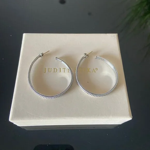NWOT GORGEOUS JUDITH RIPKA 925 (Silver) Earring Hoops - Picture 2 of 4